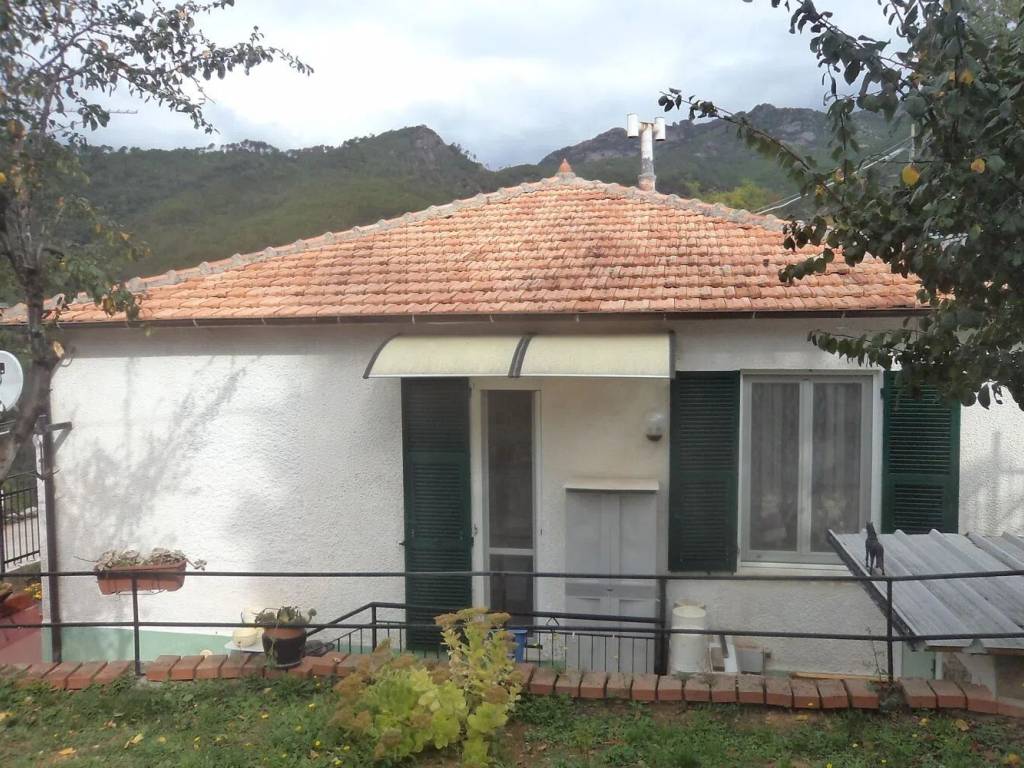 Villa a Deiva marina in Località Piazza S.N.C. - Foto 3