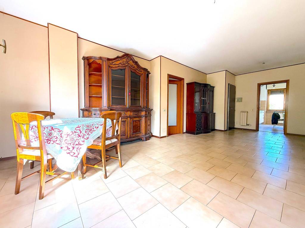 Appartamento a Novara in Via Sette Biroli - Foto 4