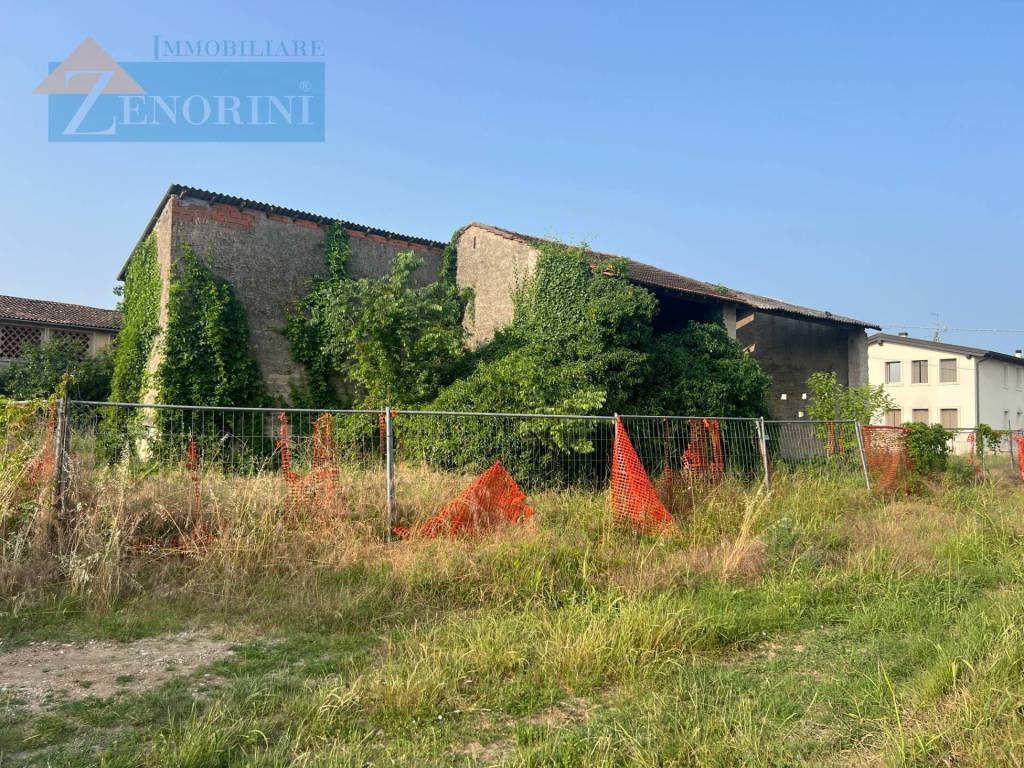 Rustico / casale a Sommacampagna in Località Rezzola, 106 - Foto 3