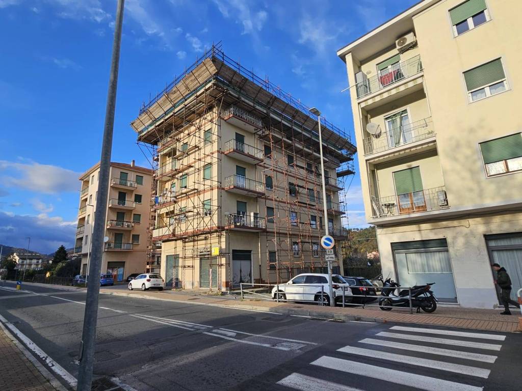 Appartamento a Quiliano in Via 25 Aprile - Foto 3