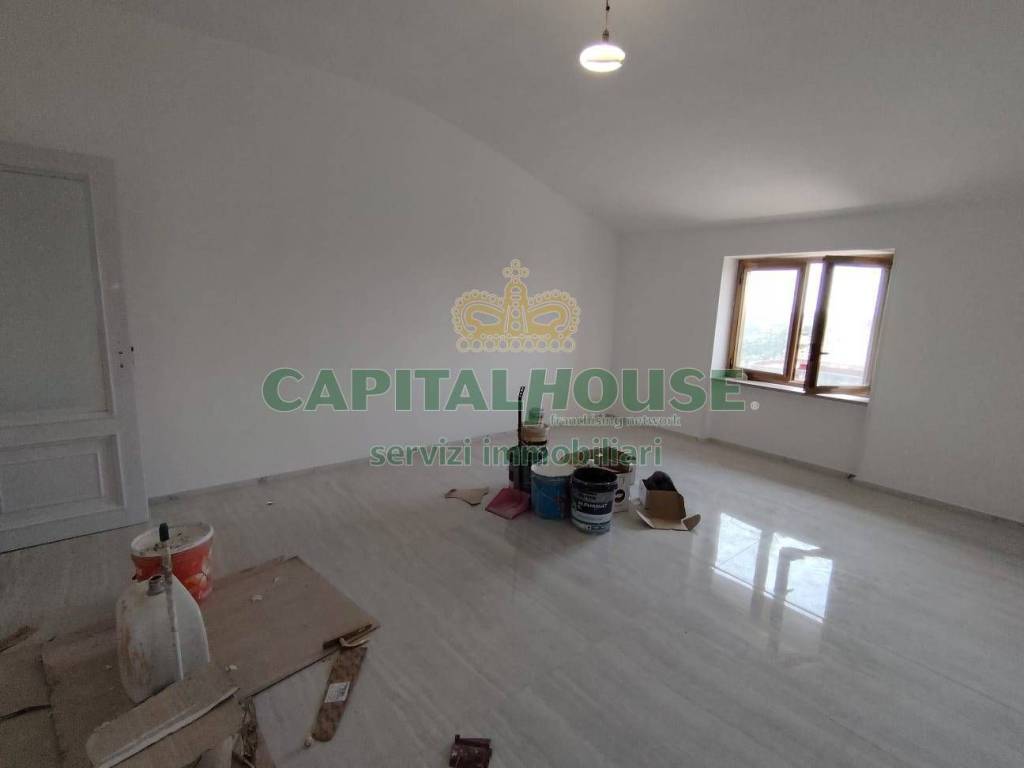 Appartamento a Caserta in Viale Vincenzo Cappiello - Foto 3