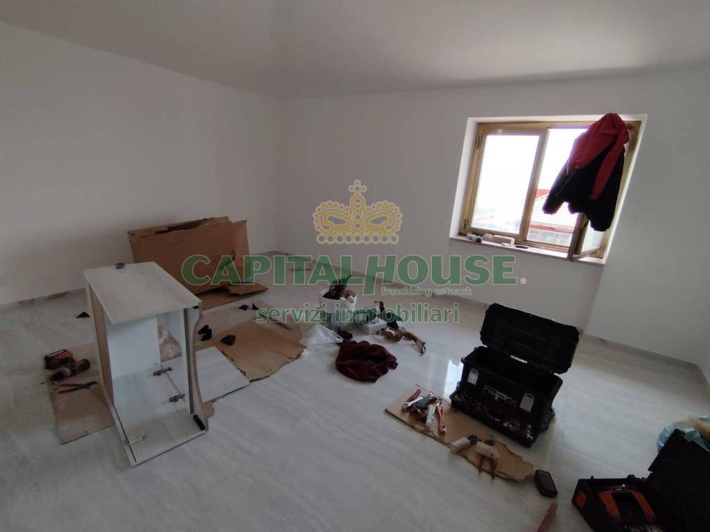 Appartamento a Caserta in Viale Vincenzo Cappiello - Foto 4