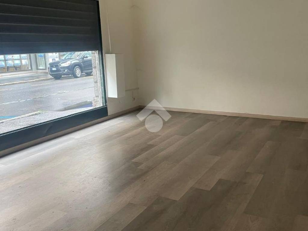 Immobile a Busto arsizio in Corso XX Settembre, 11 - Foto 2