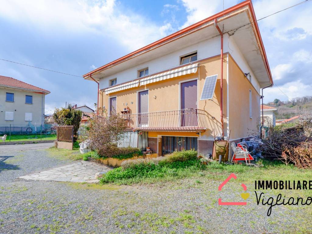 Villa a Vigliano biellese in Via Alfonso Lamarmora - Foto 4