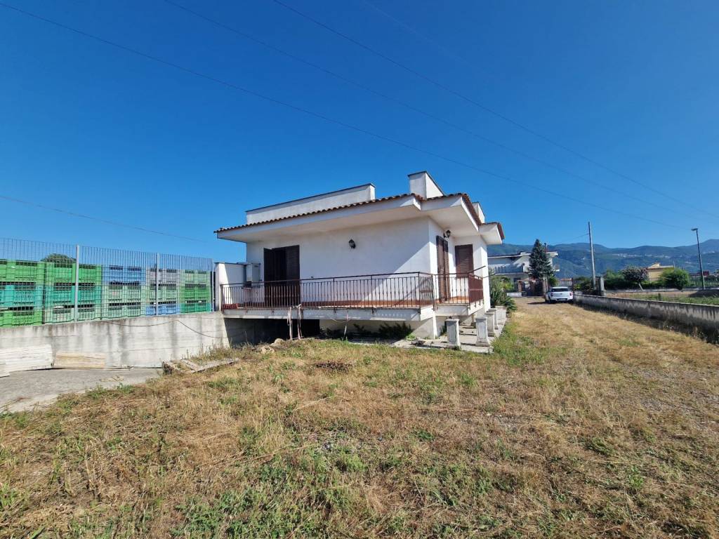 Villa a Scafati in Via Fosso dei Bagni - Foto 4