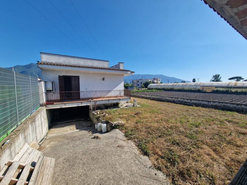Villa a Scafati in Via Fosso dei Bagni - Foto 5