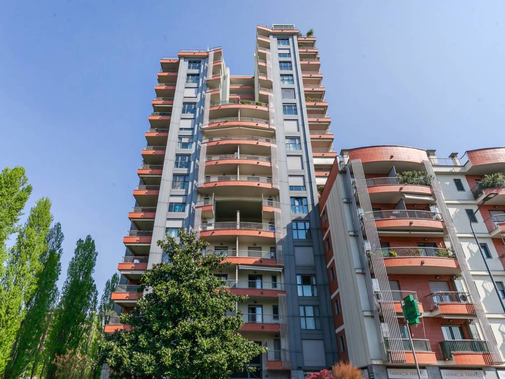 Appartamento a Milano in Viale Giovanni Suzzani, 18 - Foto 2