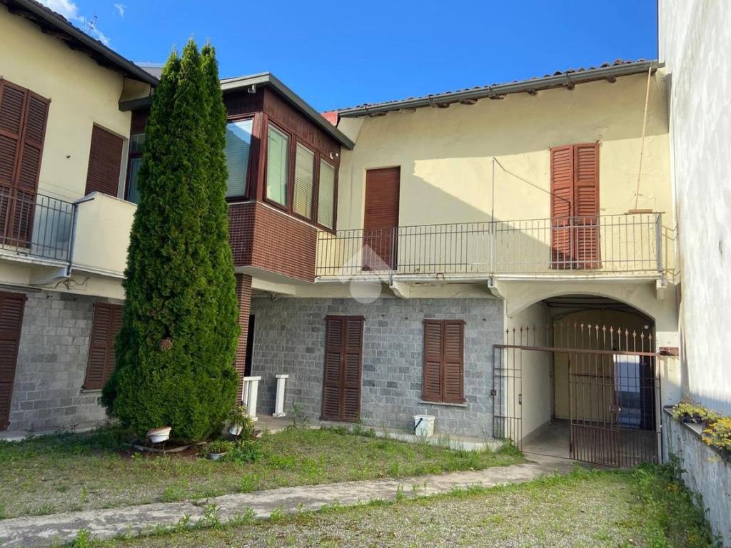 Rustico / casale a Samarate in Via Dante Alighieri, 17 - Foto 3