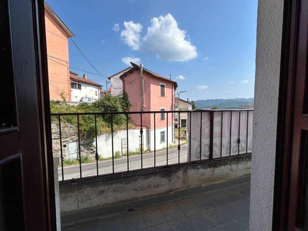 Villa a Roccavignale in Via Nazionale, 3 - Foto 2