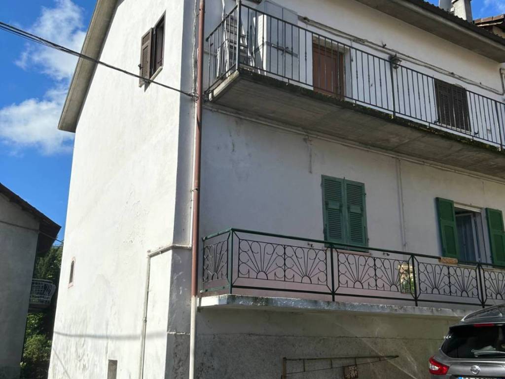 Casa indipendente a Roccavignale - Foto 2