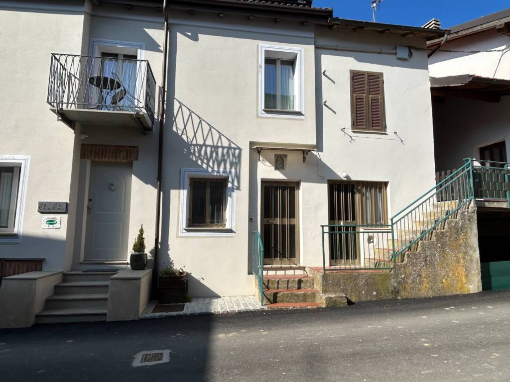 Casa indipendente a Roccavignale in Pianissolo - Foto 2