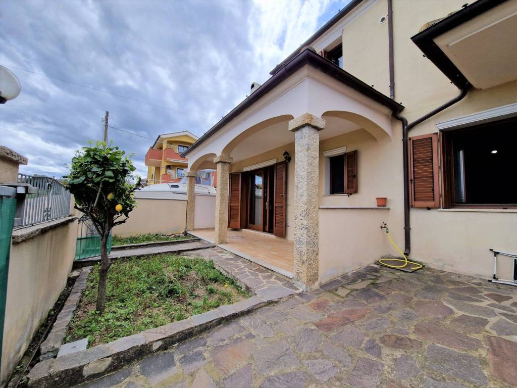 Appartamento a Olbia in Via Giovanni da Verrazzano, 8 - Foto 2