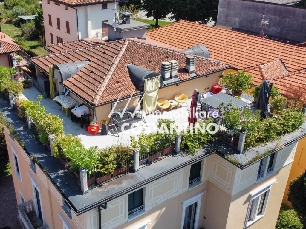 Villa a Luino in Via Bernardino Luini, 27 - Foto 4