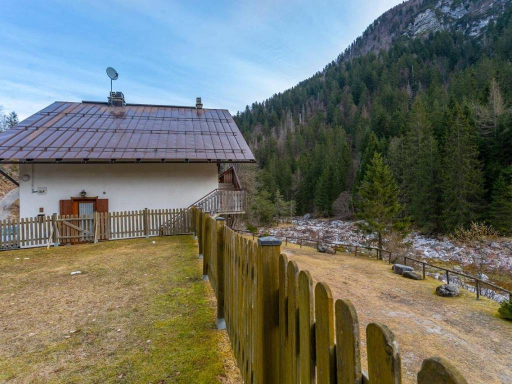 Appartamento a Tarvisio in Via Plezzut, 33 - Foto 3