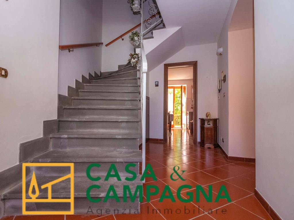 Casa indipendente a Conca della campania in Via Sant'Antonio - Foto 2