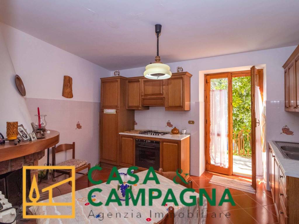 Casa indipendente a Conca della campania in Via Sant'Antonio - Foto 5