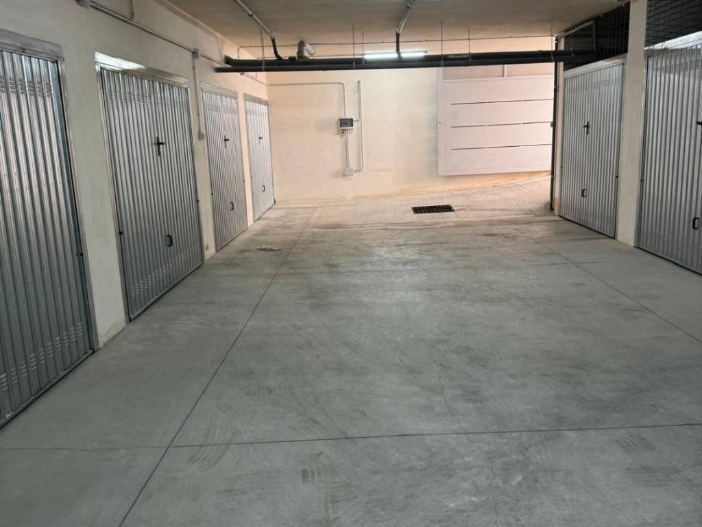 Box / garage a Francavilla fontana in Via Michele Caroli - Foto 3