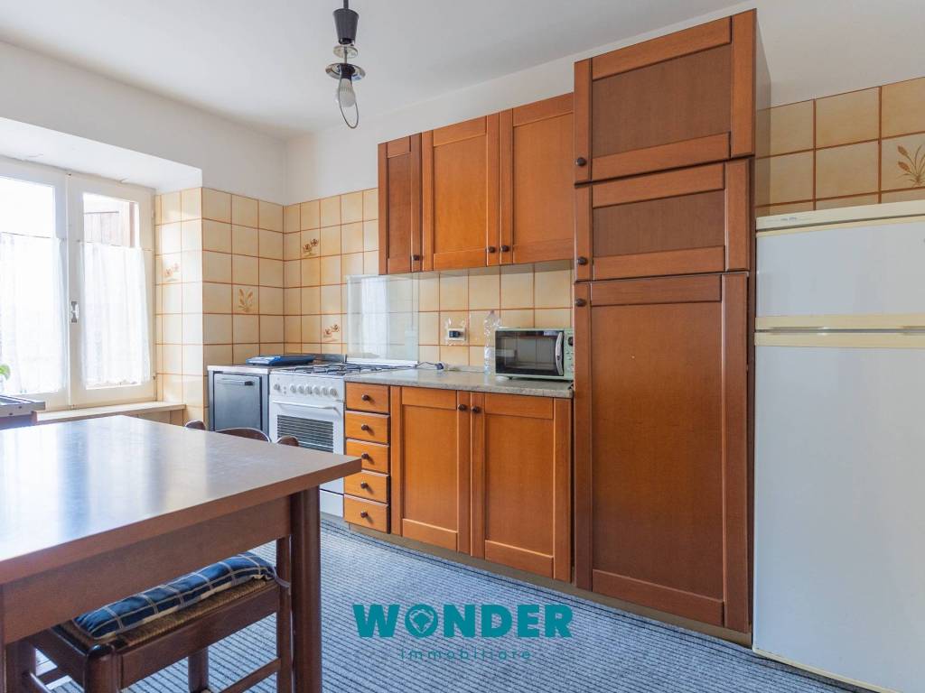 Casa indipendente a Ronzo-chienis in Via 25 Aprile, 2 - Foto 5