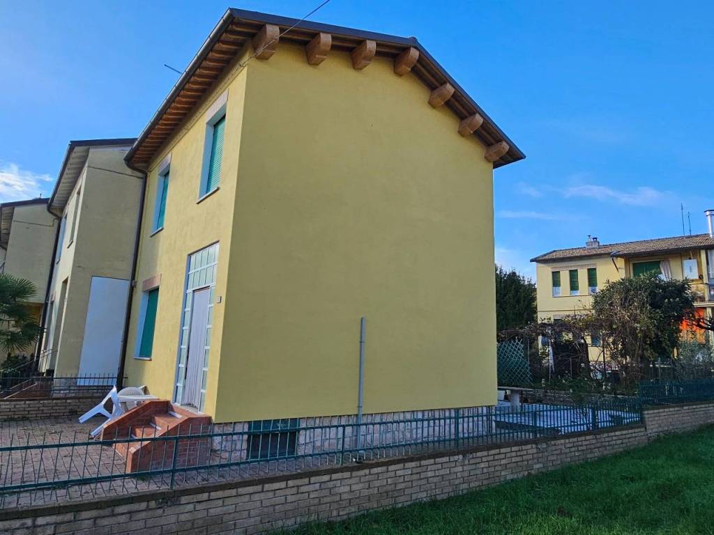 Villetta a schiera a San severino marche in Via Francesco Panfili - Foto 2
