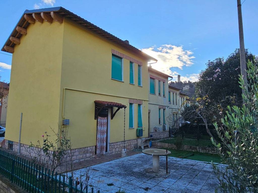 Villetta a schiera a San severino marche in Via Francesco Panfili - Foto 3