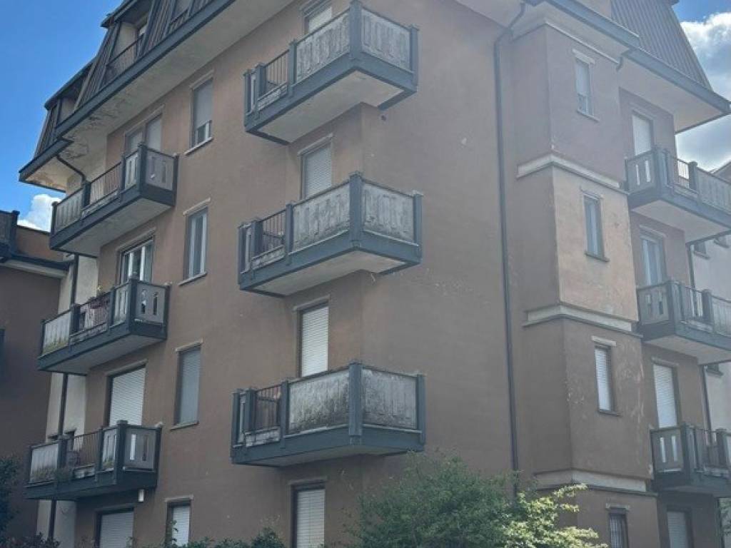 Appartamento a Abbiategrasso in Via Amendola, 39 - Foto 1