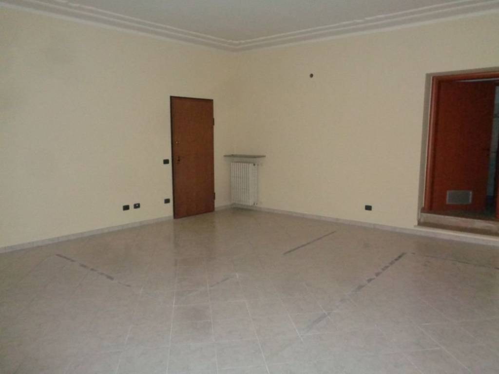Immobile a Borgo san dalmazzo in Via Roma, 50 - Foto 3