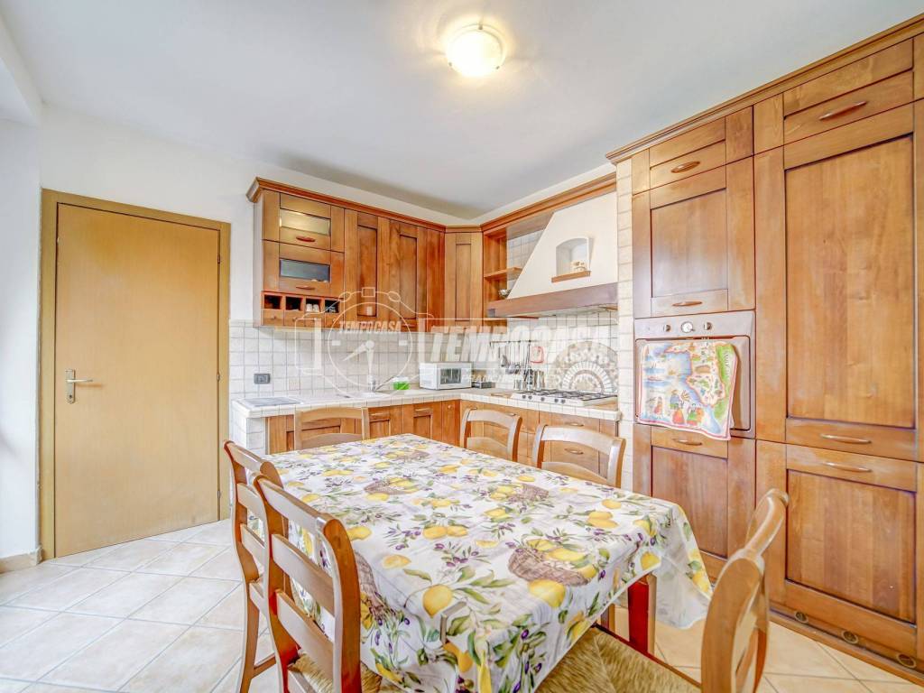 Casa indipendente a Fagnano olona in Via Antonio Rosmini 9 - Foto 5