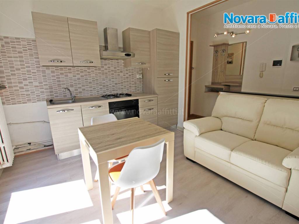 Appartamento a Novara in Via Giuseppe Parini - Foto 3
