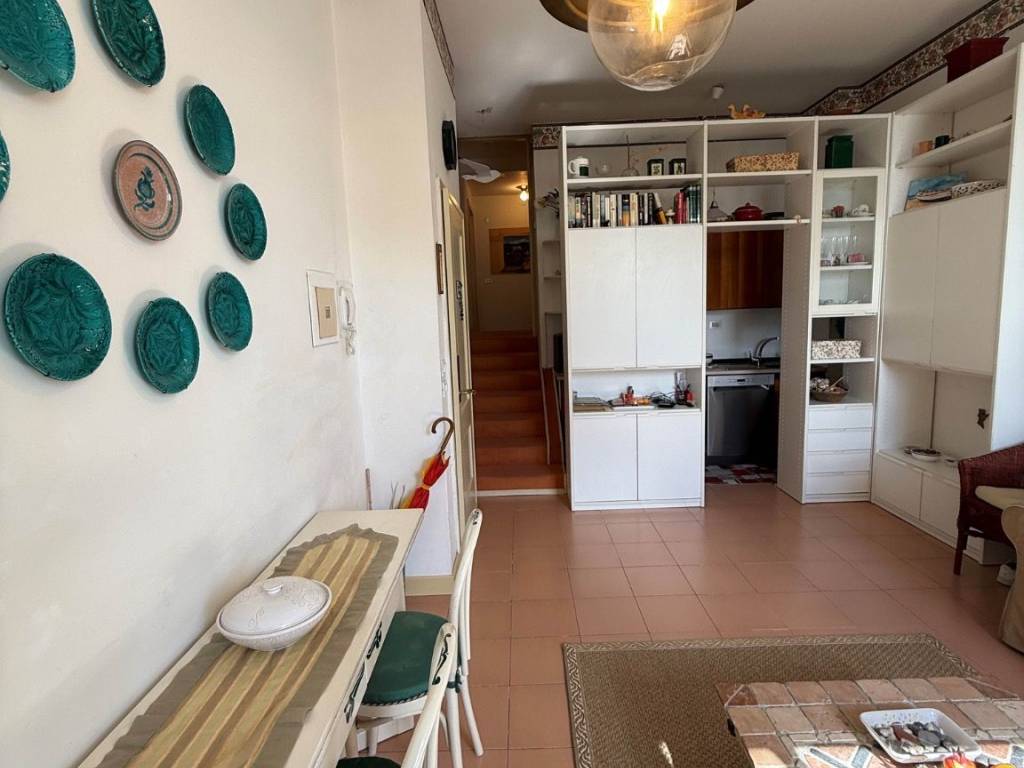 Appartamento a Spotorno in Via Aurelia, 157 - Foto 2
