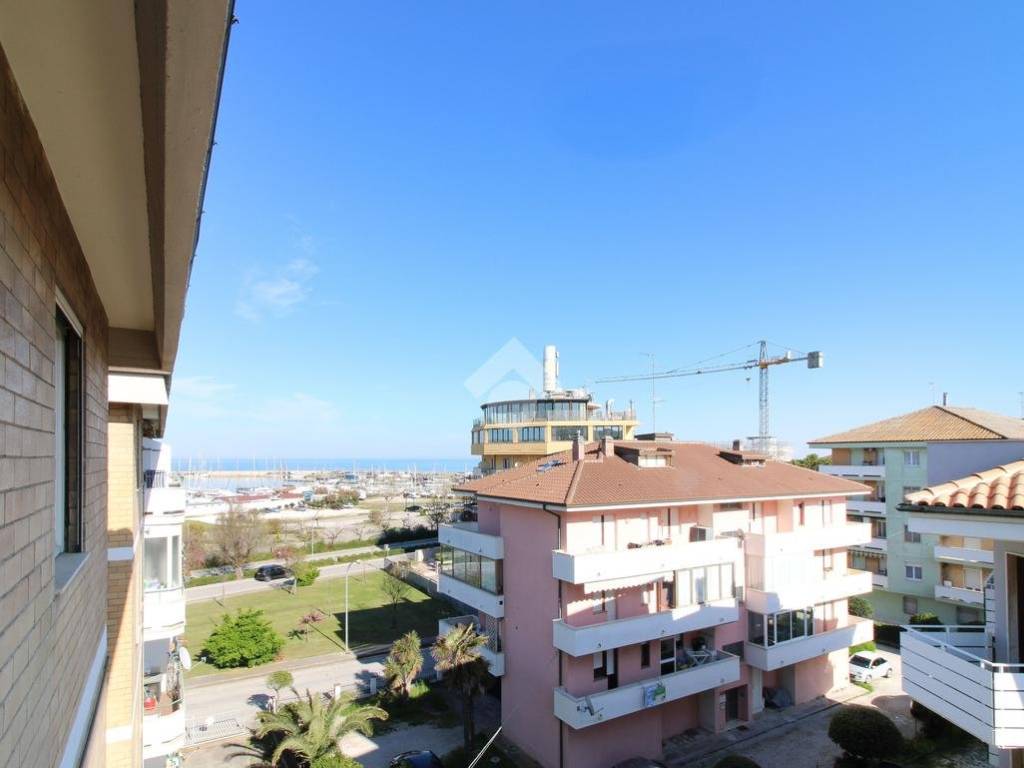 Appartamento a Porto san giorgio in Via Napoli, 5 - Foto 2