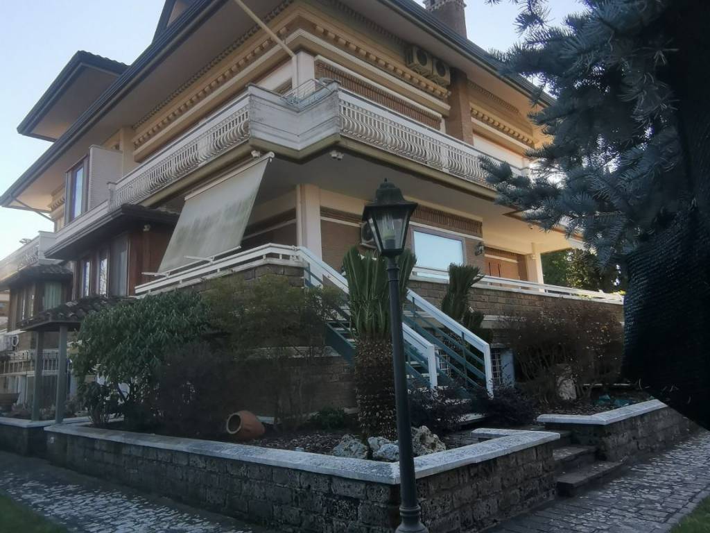 Villa a Avellino in Via Tuoro Cappuccini - Foto 2