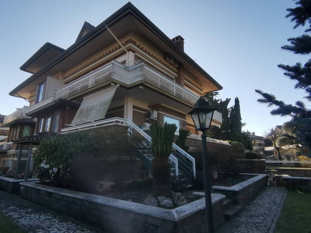 Villa a Avellino in Via Tuoro Cappuccini - Foto 3