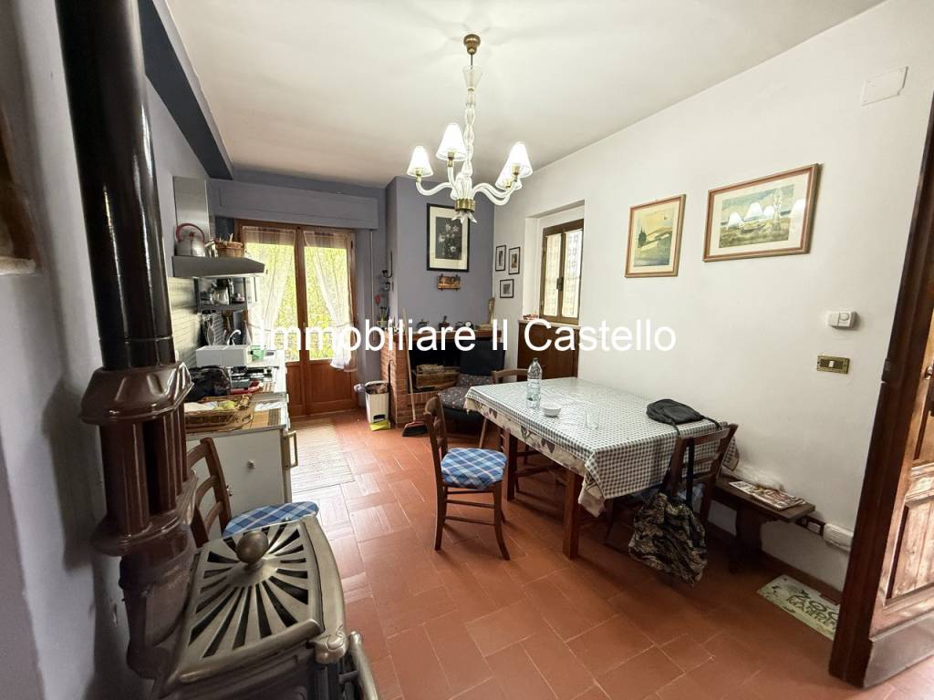 Appartamento a Castiglione del lago in Via Trentino - Foto 2