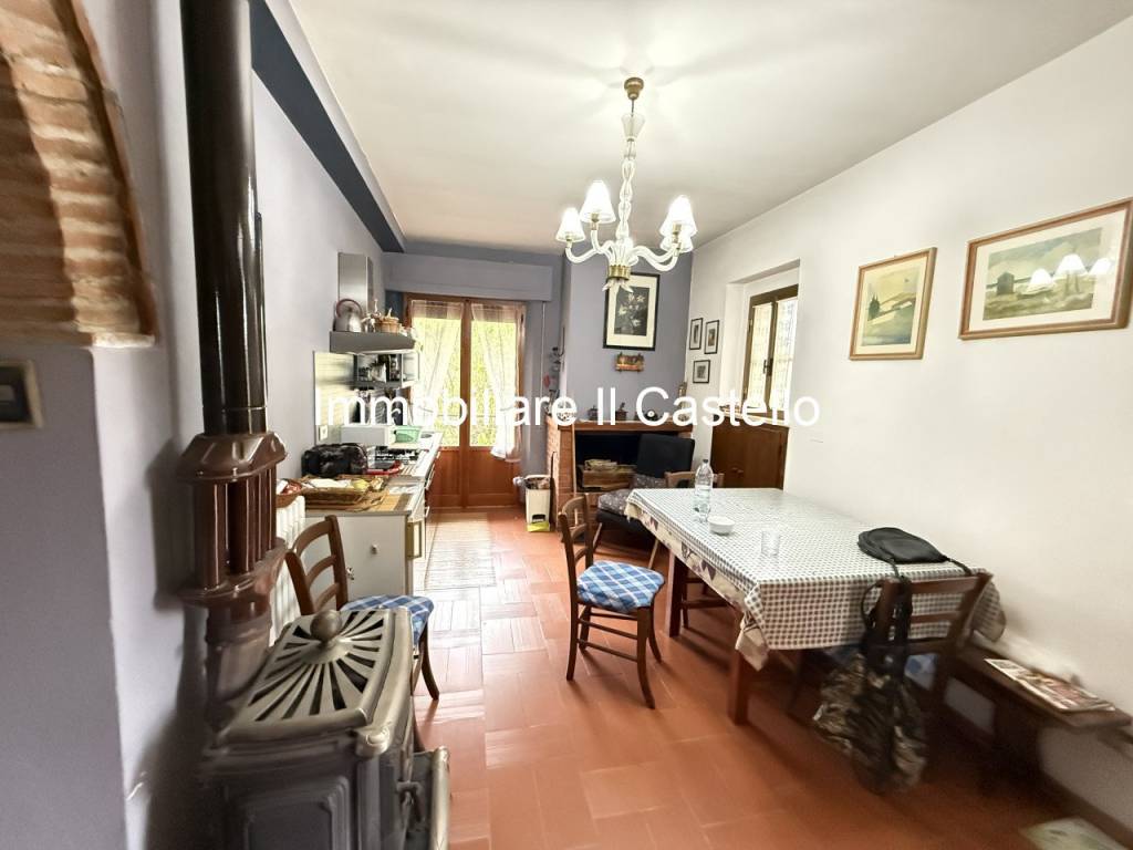 Appartamento a Castiglione del lago in Via Trentino - Foto 4