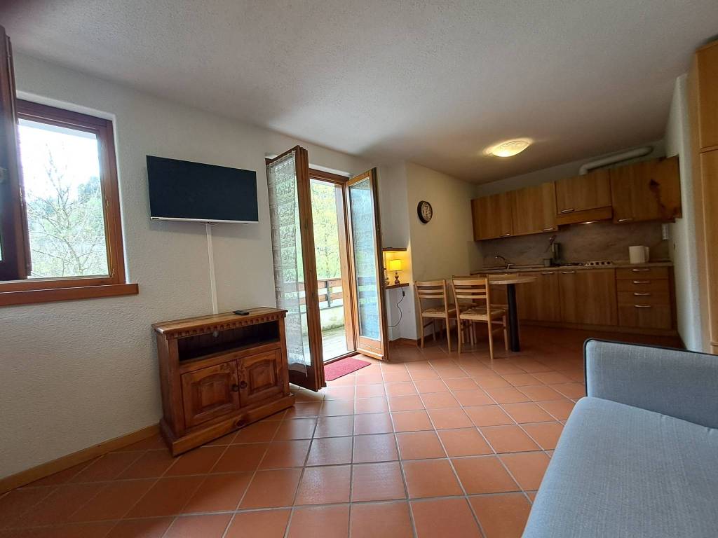 Appartamento a Campodolcino in Strada Statale del Lago di Como e dello Spluga - Foto 3