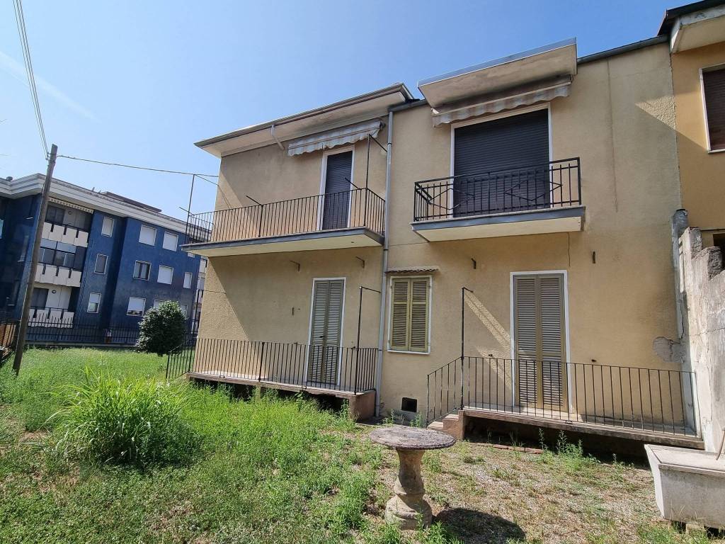 Villa a Novara in Strada Privata Ferrara e Monferrini, 11 - Foto 4