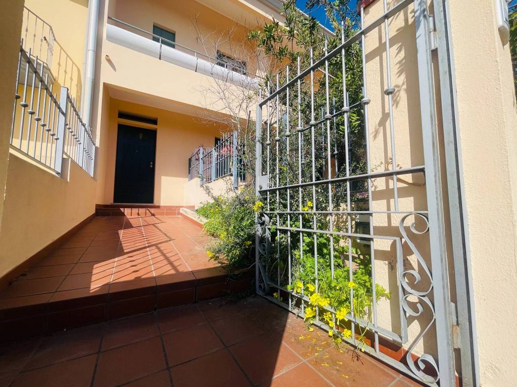 Villetta a schiera a Girasole in Via Roma, 22 - Foto 3