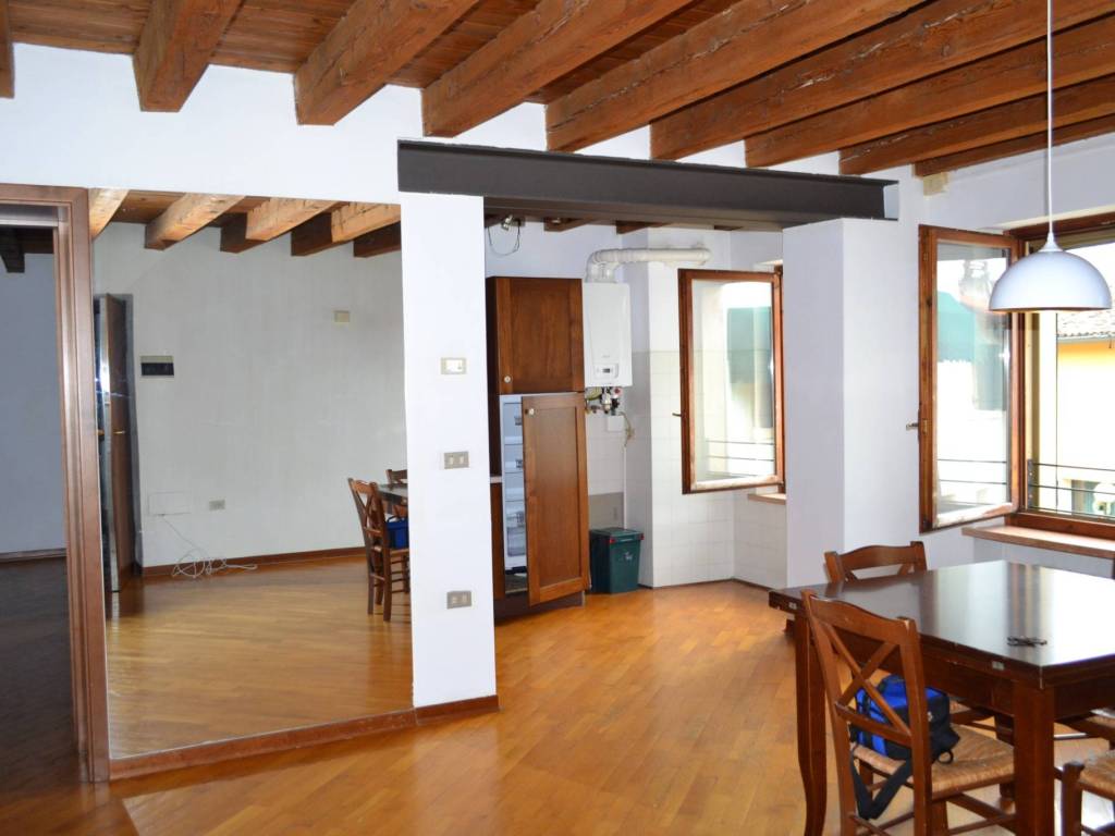 Appartamento a Villafranca di verona in Via Nino Bixio, 178 - Foto 2