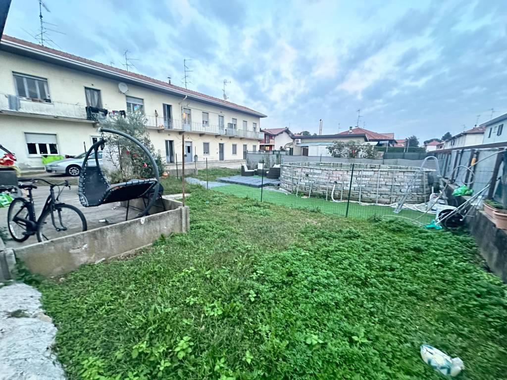 Appartamento a Lonate pozzolo in VIA MONVISO - Foto 2