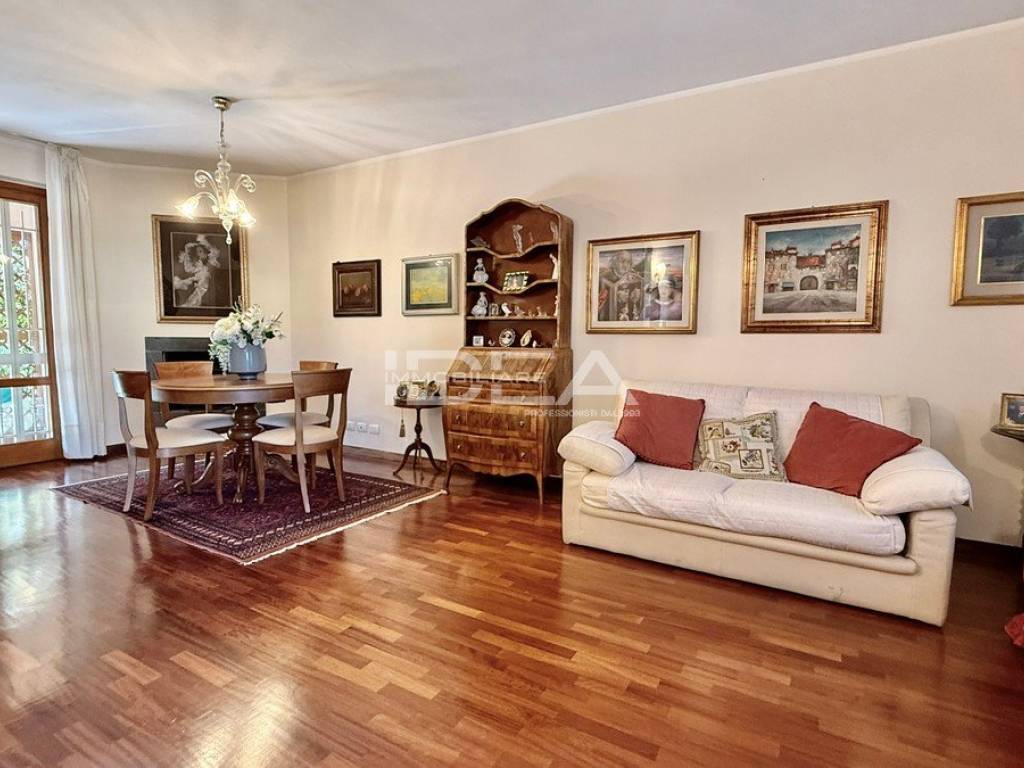 Villa a Lucca in Via dei Pini , - Foto 4