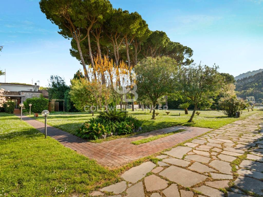 Villa a Ameglia in Via Martin Luther King, 1 - Foto 4