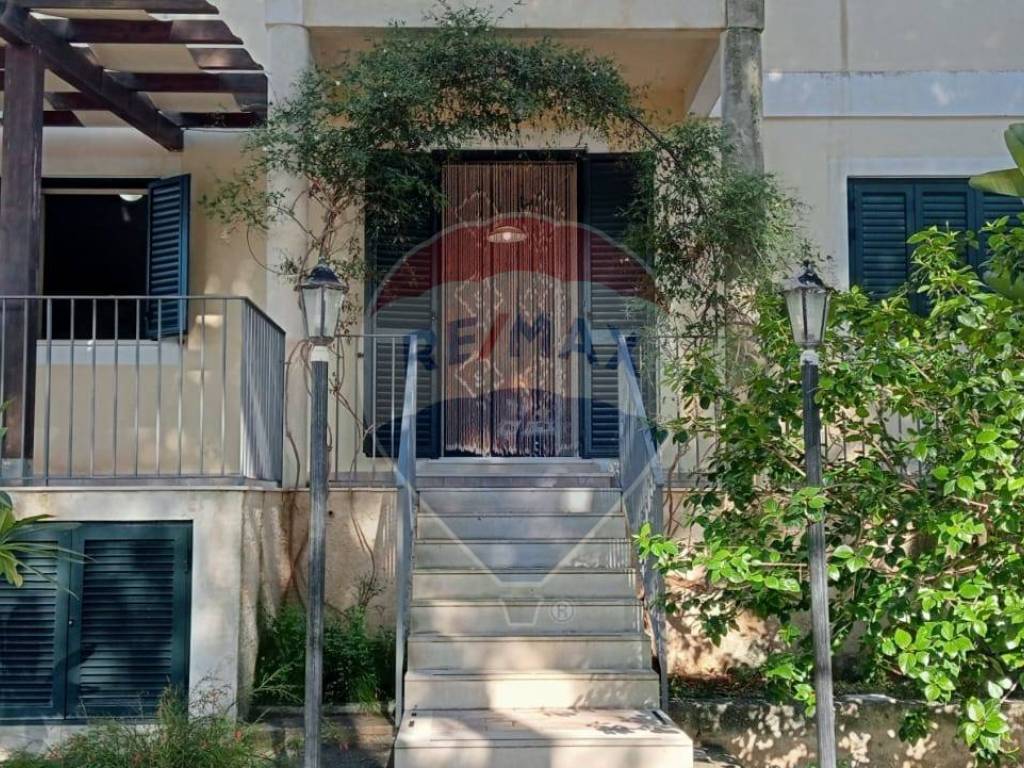 Casa indipendente a Scicli in VIA CANOVA - Foto 2