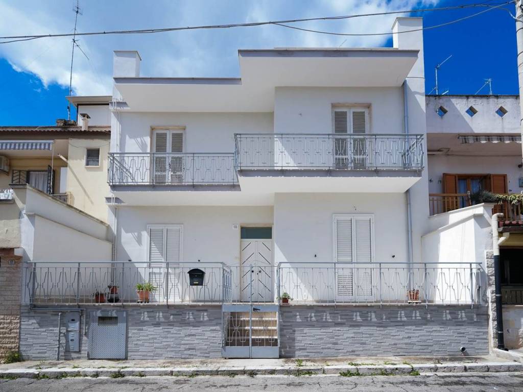 Appartamento a Palo del colle in Via Cutrone , 16 - Foto 1