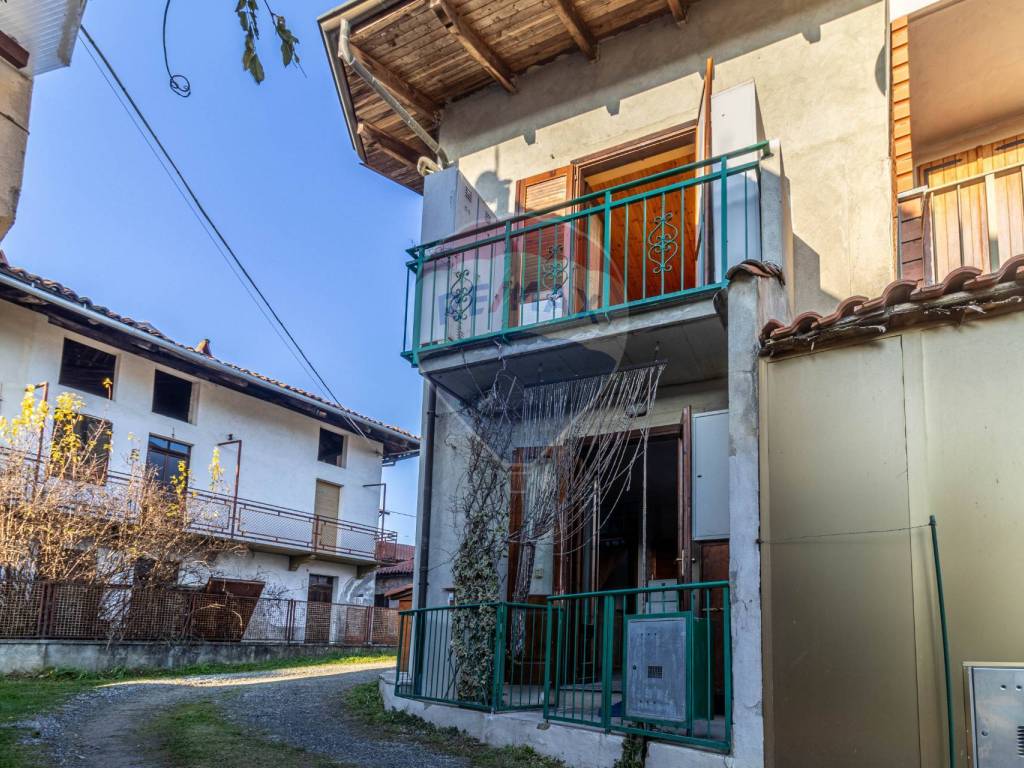 Casa indipendente a Torrazzo in via Roma, 52 - Foto 2