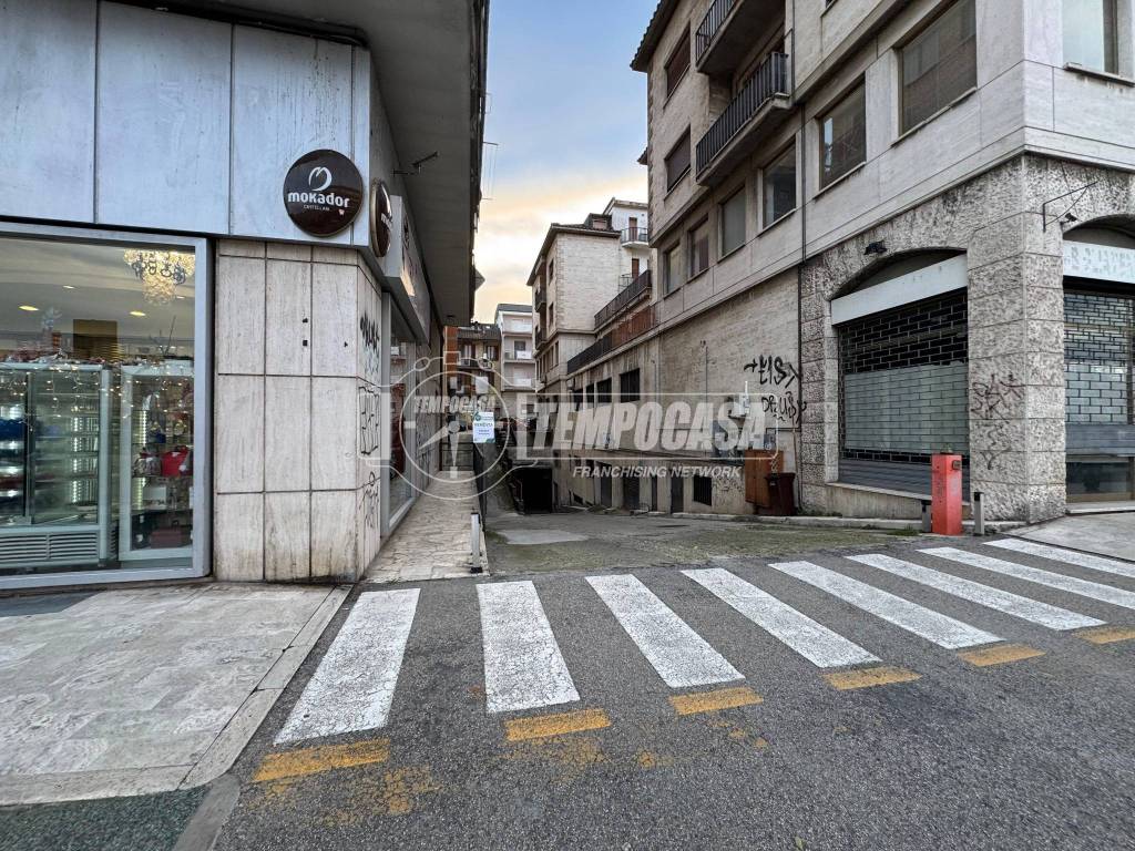 Box / garage a Ascoli piceno in Viale Indipendenza 21 - Foto 5