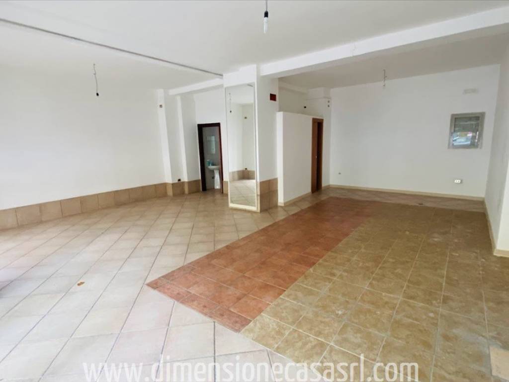 Immobile a San cataldo in Corso Vittorio Emanuele, 82 - Foto 2