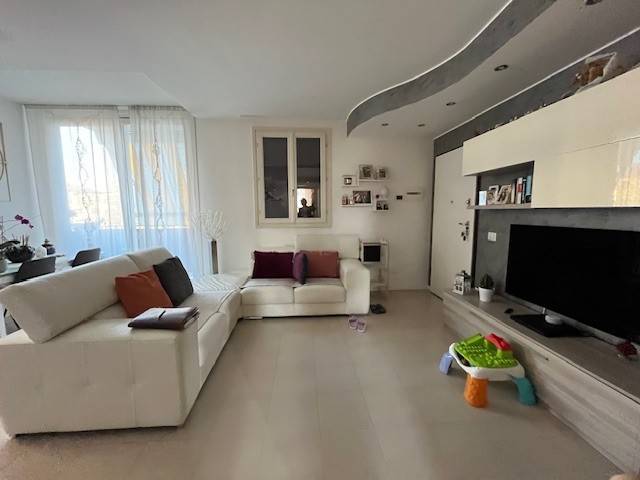 Appartamento a Carnate in Via Brianza - Foto 2