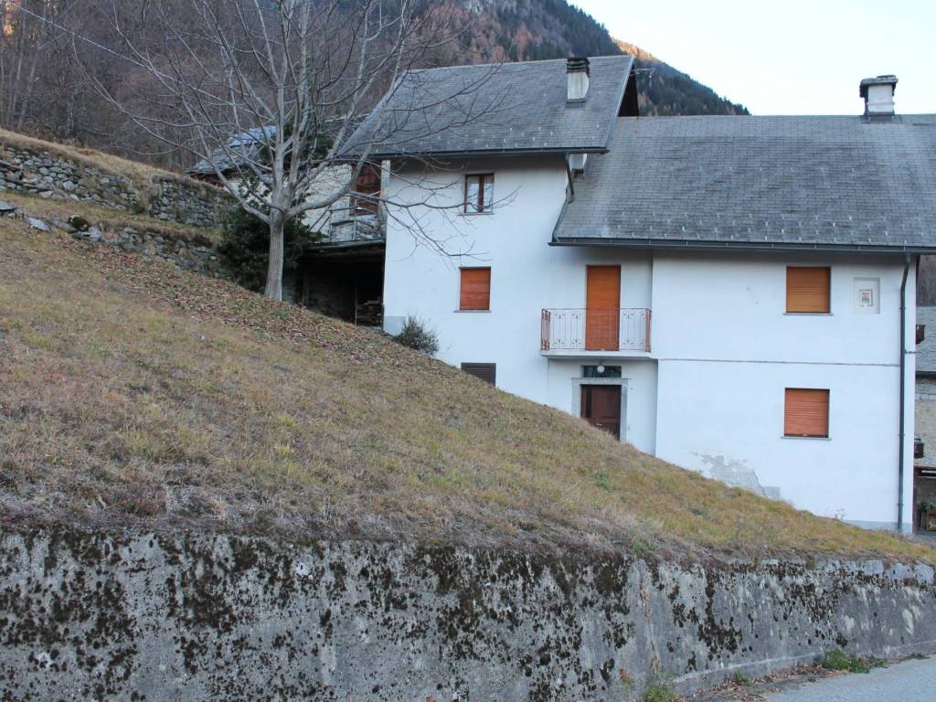 Casa indipendente a Premia in Località Cresta, 29 - Foto 3