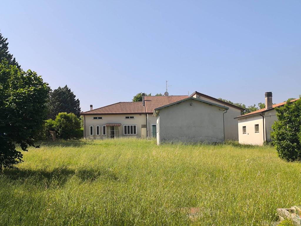 Villa a Nocera umbra in Località Colle - Foto 3
