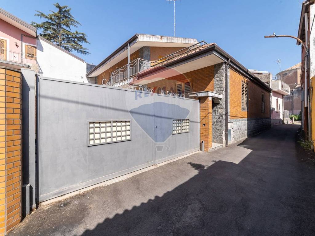 Appartamento a Aci catena in via carcara, 3 - Foto 2